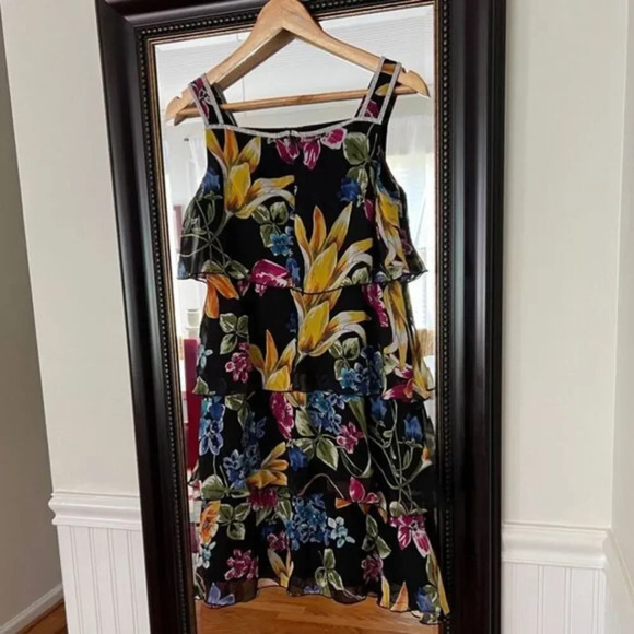 MSK SEQUINS TRIM Ruffle Floral‎ Dress NWT Size Small. Knee Length - Picture 1 of 8